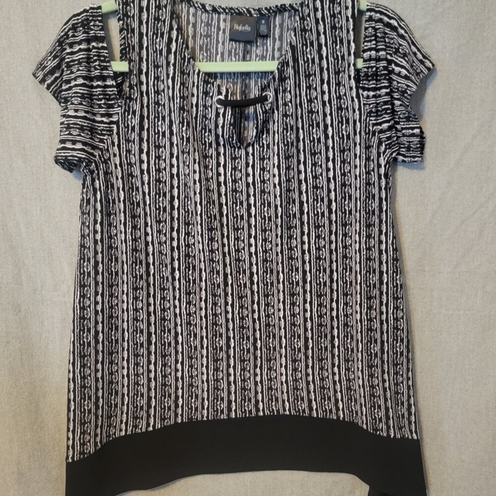 Rafaella Women's Medium Short Sleeve Blouse